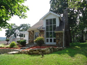 109 S Maple St, Blue Eye, MO 65611 photo 1