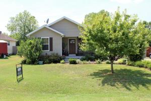 106 N Smith St, Alba, MO 64830 photo 1