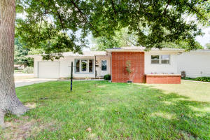 548 N Belview Ave, Springfield, MO 65802 photo 1