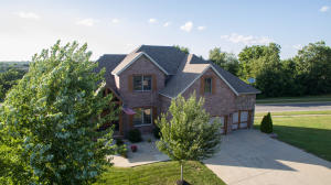 4823 S Montrose Pl, Springfield, MO 65810 photo 1