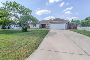 601 Donna St, Republic, MO 65738 photo 1