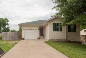 2703 N Howard Ave, Springfield, MO 65803 photo 1