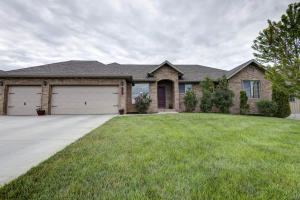 1644 W Furlough Dr, Republic, MO 65738 photo 1