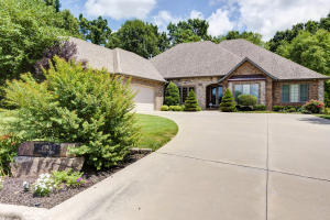 4790 E Diamond Woods Ln, Springfield, MO 65809 photo 1