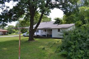 608 E 3rd St, Mountain View, MO 65548 photo 4