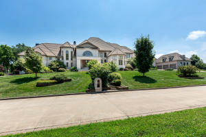 5316 S Whitehaven Dr, Springfield, MO 65809 photo 1