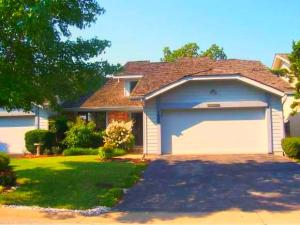 155 Devonshire Dr, Branson, MO 65616 photo 1