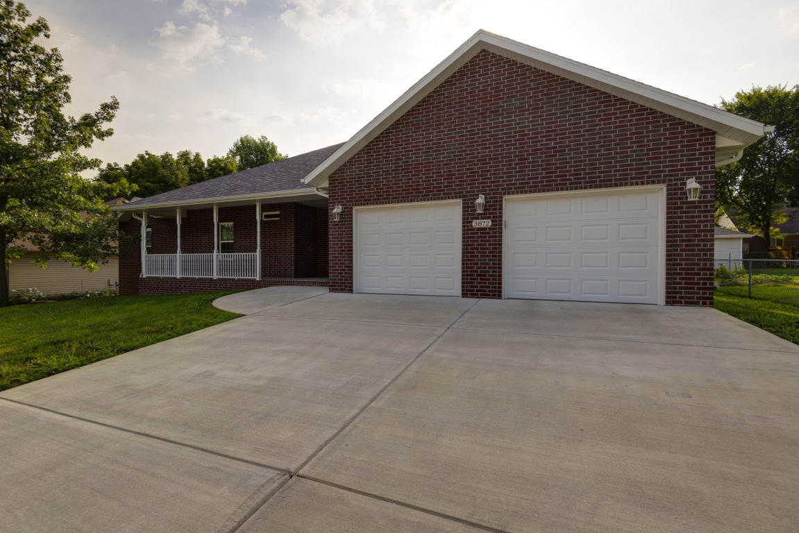 3872 N Franklin Ave, Springfield, MO 65803 photo 1