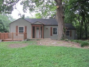 2764 N Fort Ave, Springfield, MO 65803 photo 1