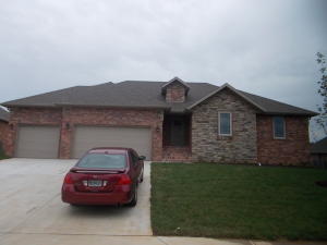 1909 N Winfield Dr, Springfield, MO 65802 photo 1
