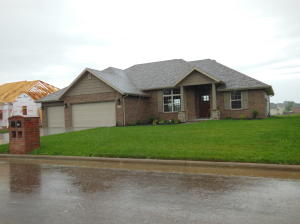329 W Thistlewood Dr, Springfield, MO 65803 photo 1