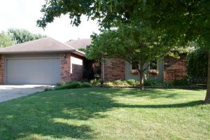 1530 W Whiteside St, Springfield, MO 65807 photo 1