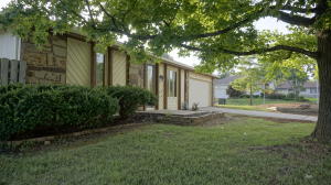 2152 E Regency Pl, Springfield, MO 65804 photo 1