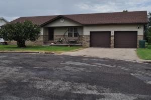 421 Schulz Ave, Monett, MO 65708 photo 1