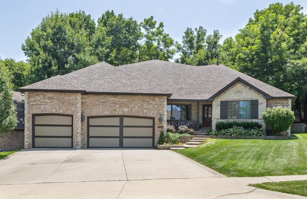 4062 E Wilshire St, Springfield, MO 65809 photo 1