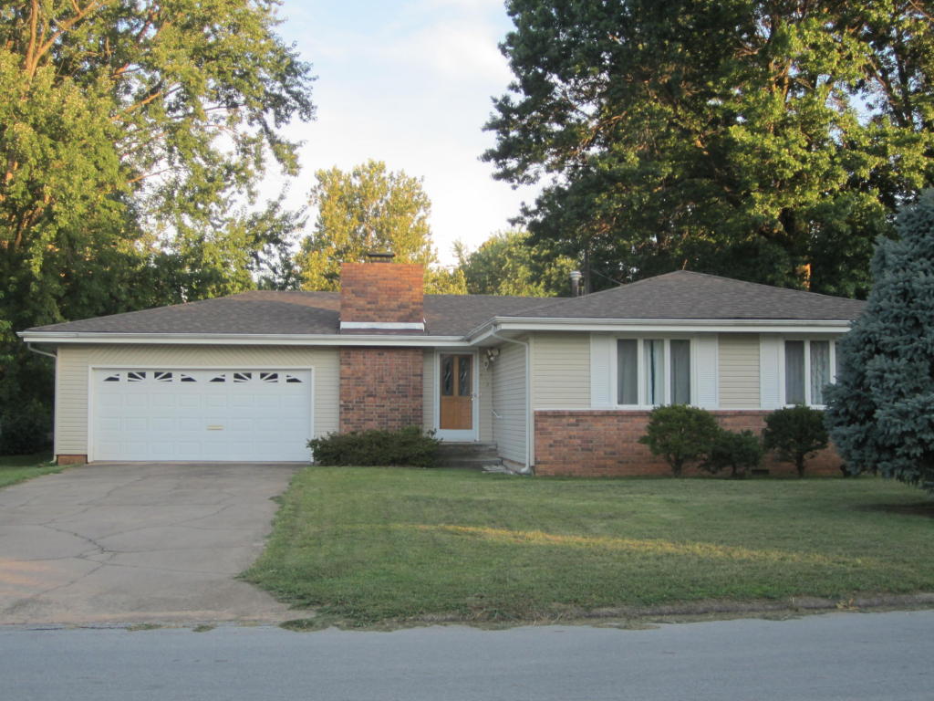 782 E Greenwood St, Springfield, MO 65807 photo 1