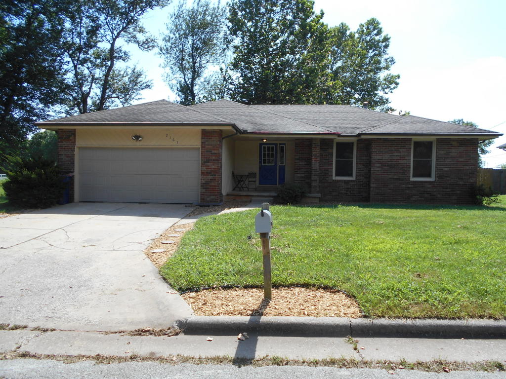 2161 S Todd Ave, Springfield, MO 65807 photo 1