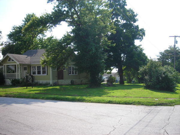 305 N 2nd Ave, Ozark, MO 65721 photo 1