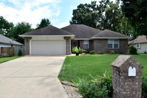3980 W Leisa St, Springfield, MO 65807 photo 1