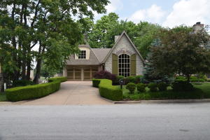 2507 E Ottawa St, Springfield, MO 65804 photo 1