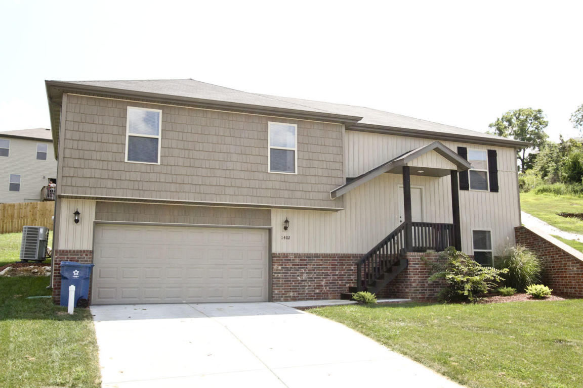 1402 S Minim Ct, Ozark, MO 65721 photo 1