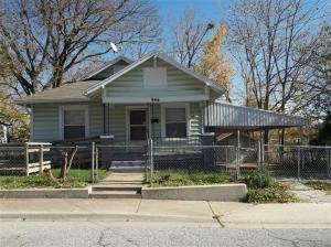 946 S Douglas Ave, Springfield, MO 65806 photo 1