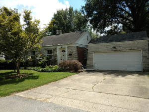 1112 E Washita St, Springfield, MO 65807 photo 1