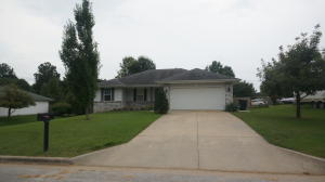 210 E Wilson St, Republic, MO 65738 photo 1