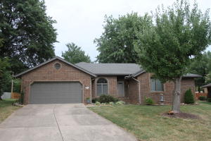 3460 S Southvale Ct, Springfield, MO 65804 photo 1