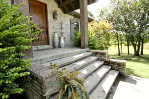 4258 S 43rd Rd, Fair Play, MO 65649 photo 1