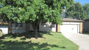 5758 S Franklin Ave, Springfield, MO 65810 photo 1