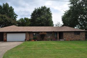 109 E Hazel, Monett, MO 65708 photo 1