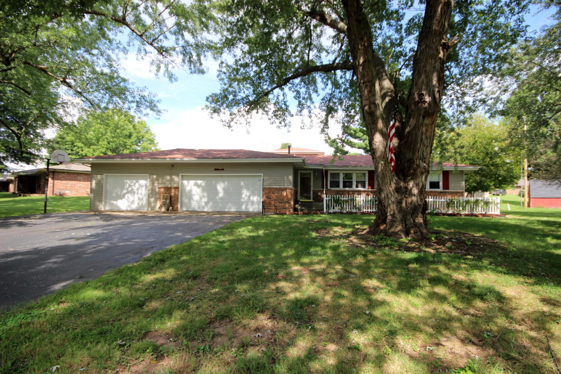 113 W Crighton Dr, Willard, MO 65781 photo 1