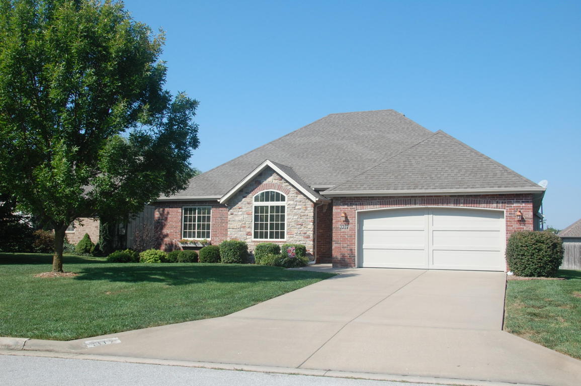 5607 N 11th Ave, Ozark, MO 65721 photo 1