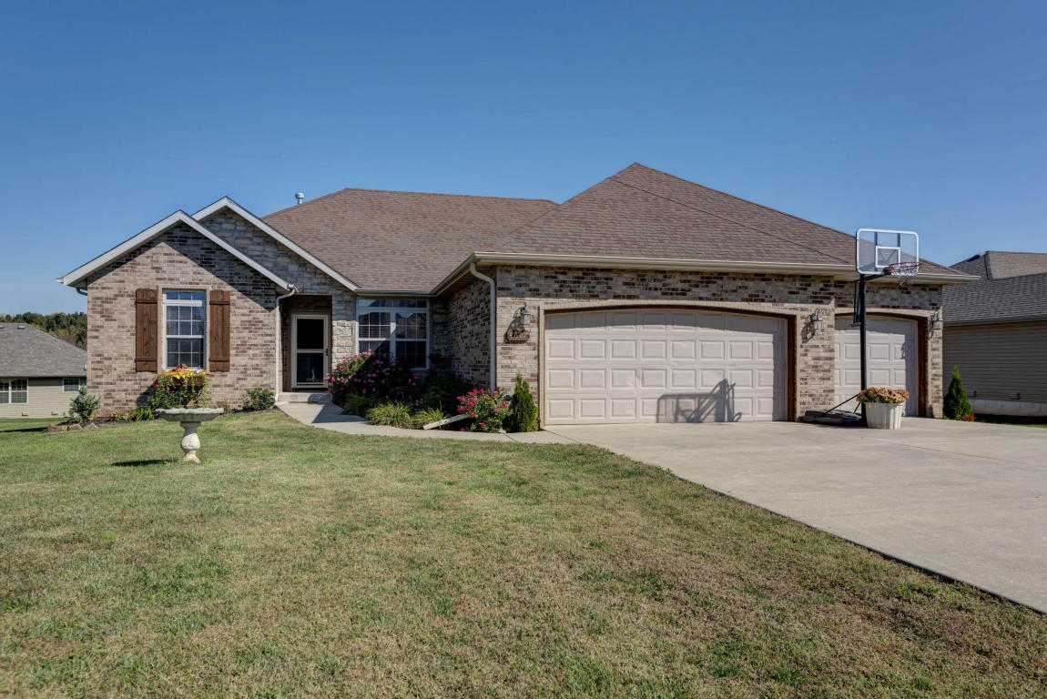 4607 W Hummer Dr, Springfield, MO 65802 photo 1