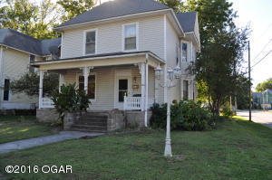 1003 S Maple St, Carthage, MO 64836 photo 1