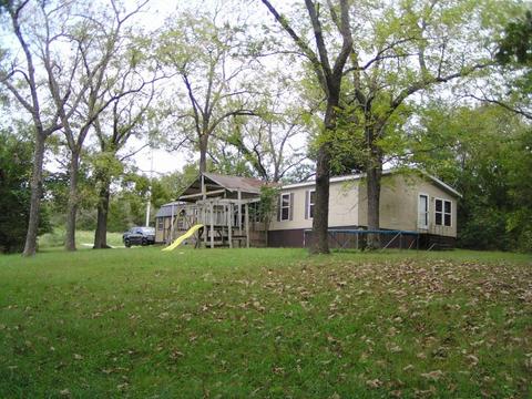 457 Springfield Rd, Buffalo, MO 65622 photo 1
