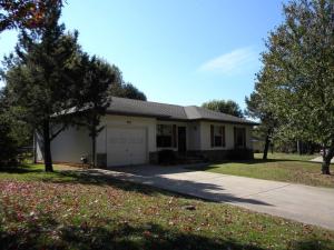 702 E Baracuda Dr, Nixa, MO 65714 photo 1