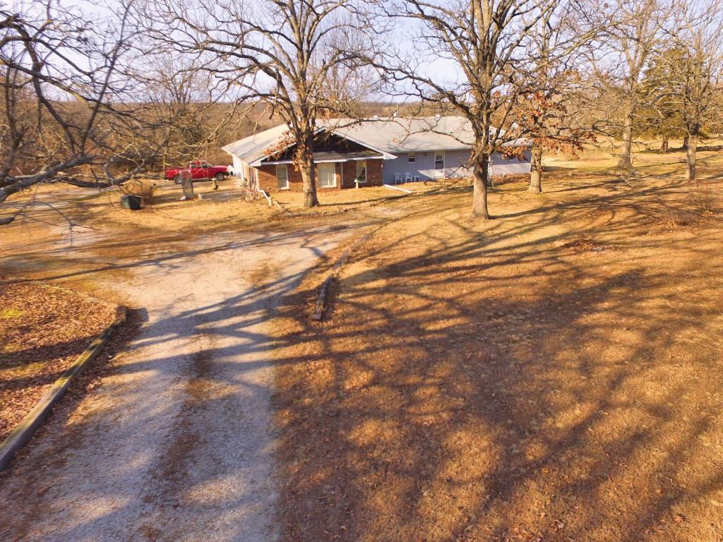 57 Othel Rd, Buffalo, MO 65622 photo 1