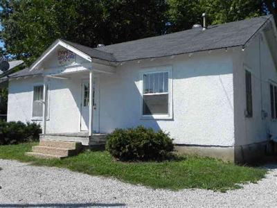 509 N Maple St, Buffalo, MO 65622 photo 1
