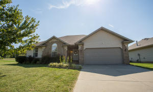 576 E Libby Dr, Springfield, MO 65803 photo 1