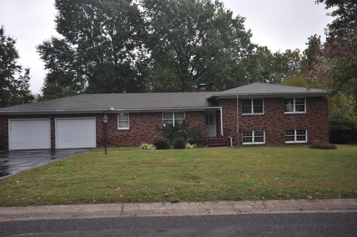 1405 6th St, Monett, MO 65708 photo 1