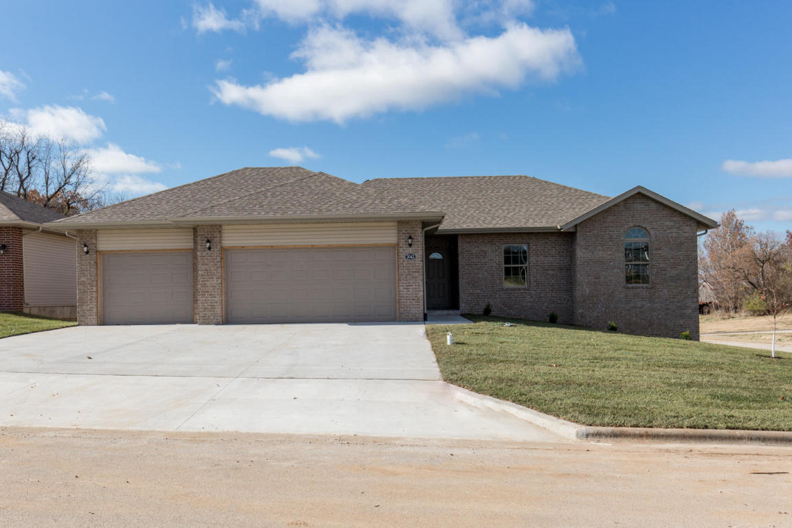 3043 N Albertha Ave, Springfield, MO 65803 photo 1