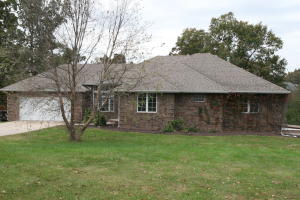 701 Hidden Creek Dr, Ozark, MO 65721 photo 1
