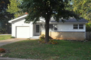 1855 S Weaver Ave, Springfield, MO 65807 photo 1
