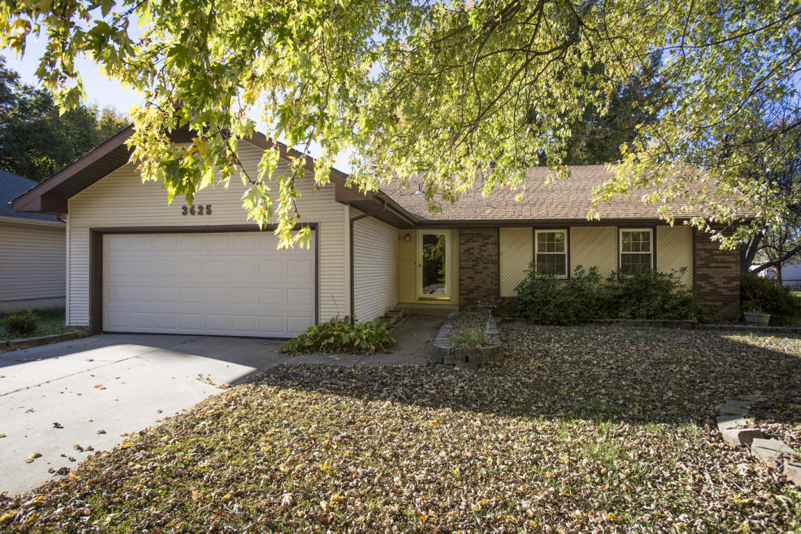 3625 S Hillcrest Ave, Springfield, MO 65807 photo 1