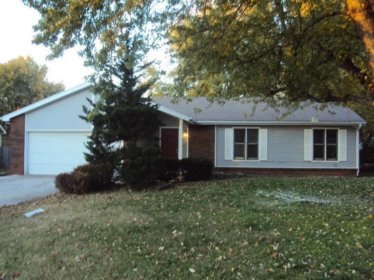 1641 W Seminole St, Springfield, MO 65807 photo 1