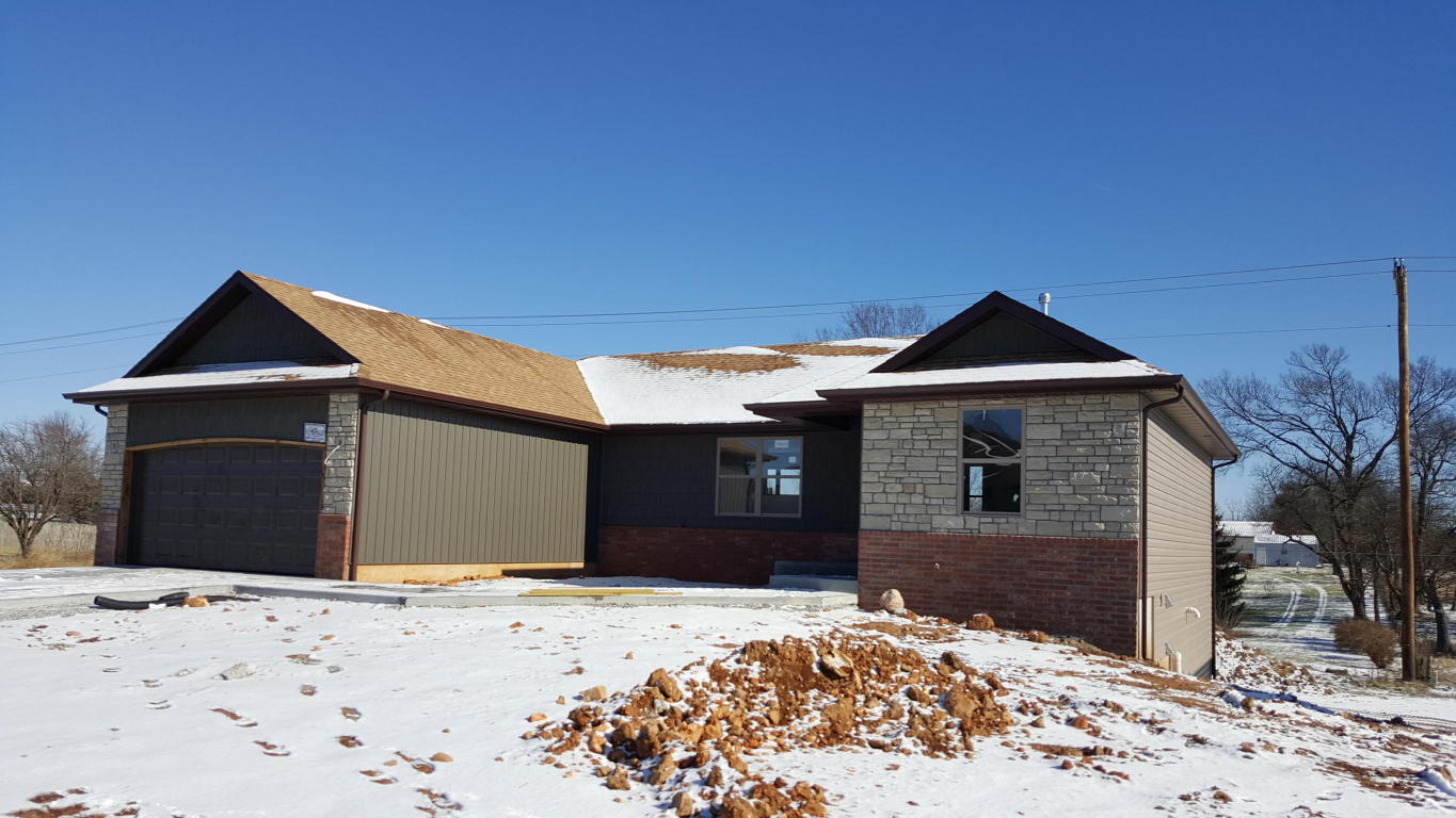 5204 N Mesa Dr, Ozark, MO 65721 photo 1