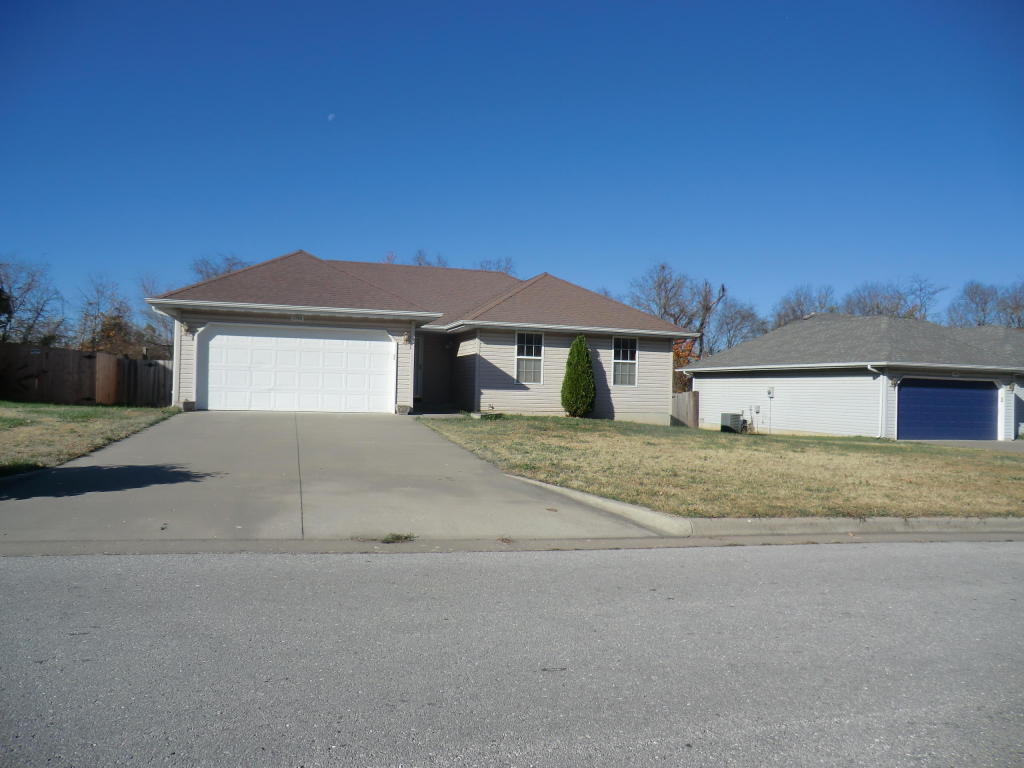 1703 S Burks Ave, Springfield, MO 65807 photo 1