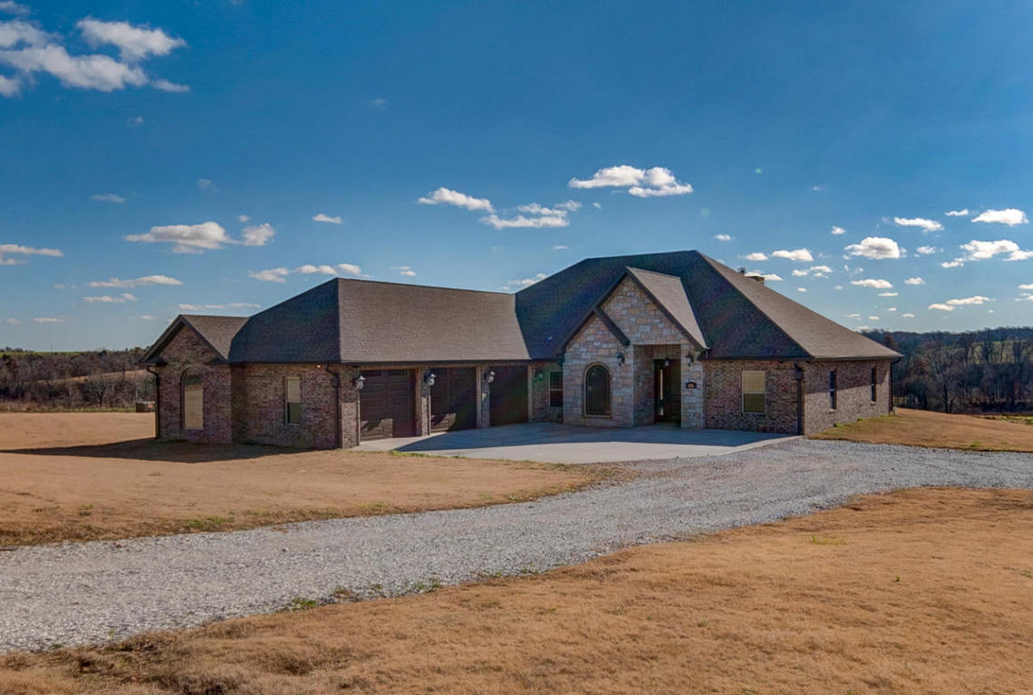 456 Terrell Valley Dr, Republic, MO 65738 photo 1